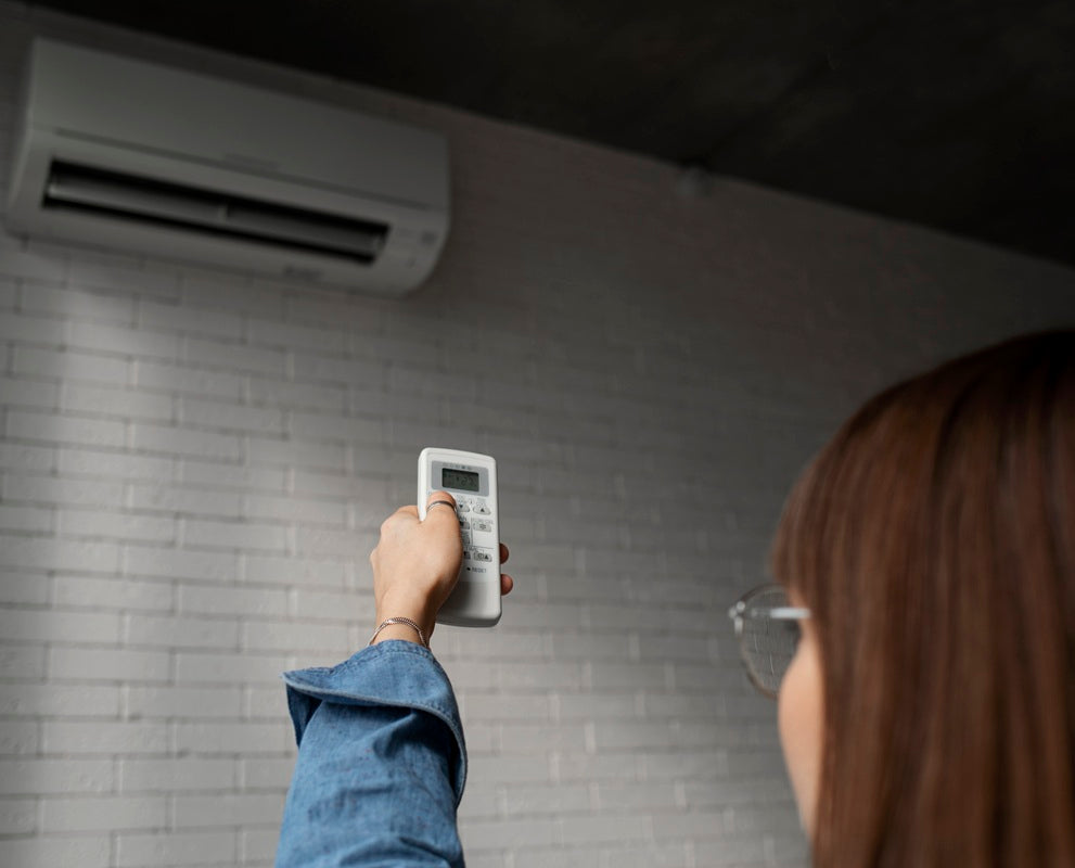 MRCOOL Advantage vs DIY Review: Which Should You Go For? | Commercial Cleaning Depot