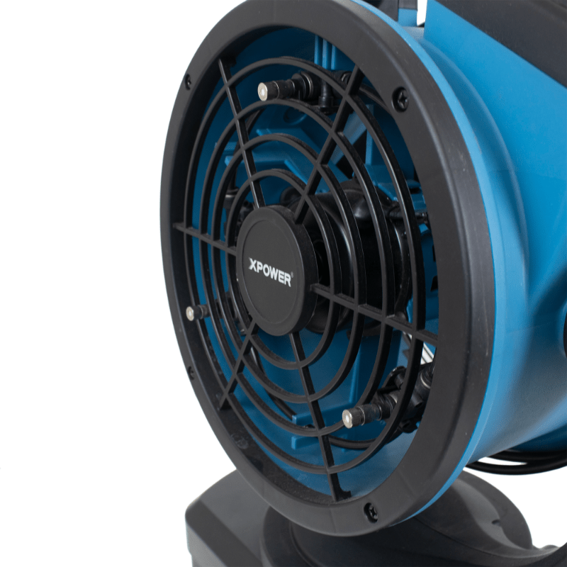 fm-68w misting fan close-up misters